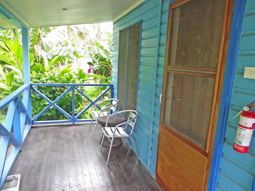 Ratu Kini Backpackers And Dive Resort Île de Mana Chambre photo