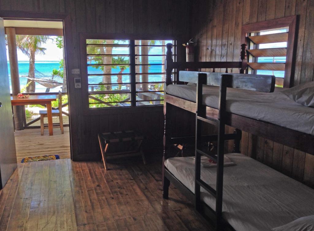 Ratu Kini Backpackers And Dive Resort Île de Mana Chambre photo